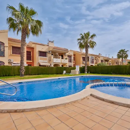 Torrevieja Palm Apartment- Very Quiet, In The Garden, Air Condition In Every Room Exterior photo