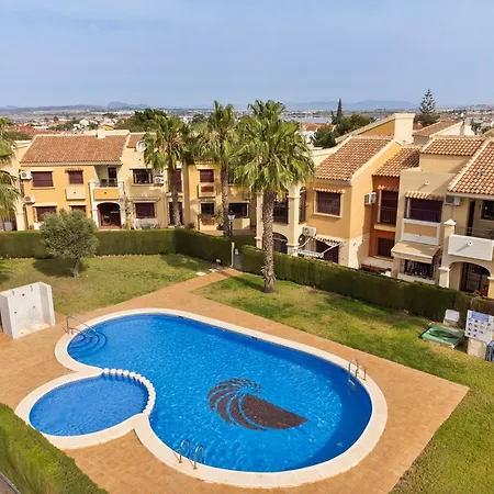Torrevieja Palm Apartment- Very Quiet, In The Garden, Air Condition In Every Room Exterior photo