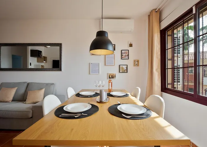 Torrevieja Palm Apartment- Very Quiet, In The Garden, Air Condition In Every Room