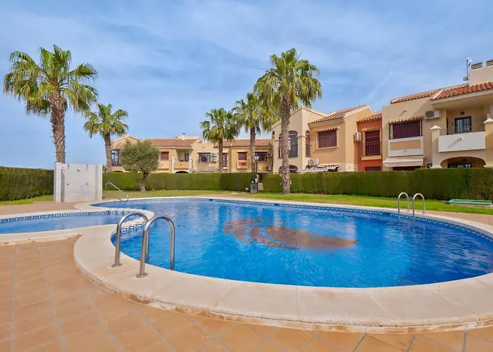 Torrevieja Palm Apartment- Very Quiet, In The Garden, Air Condition In Every Room