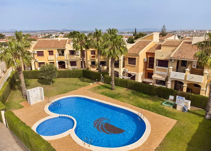 Torrevieja Palm Apartment- Very Quiet, In The Garden, Air Condition In Every Room