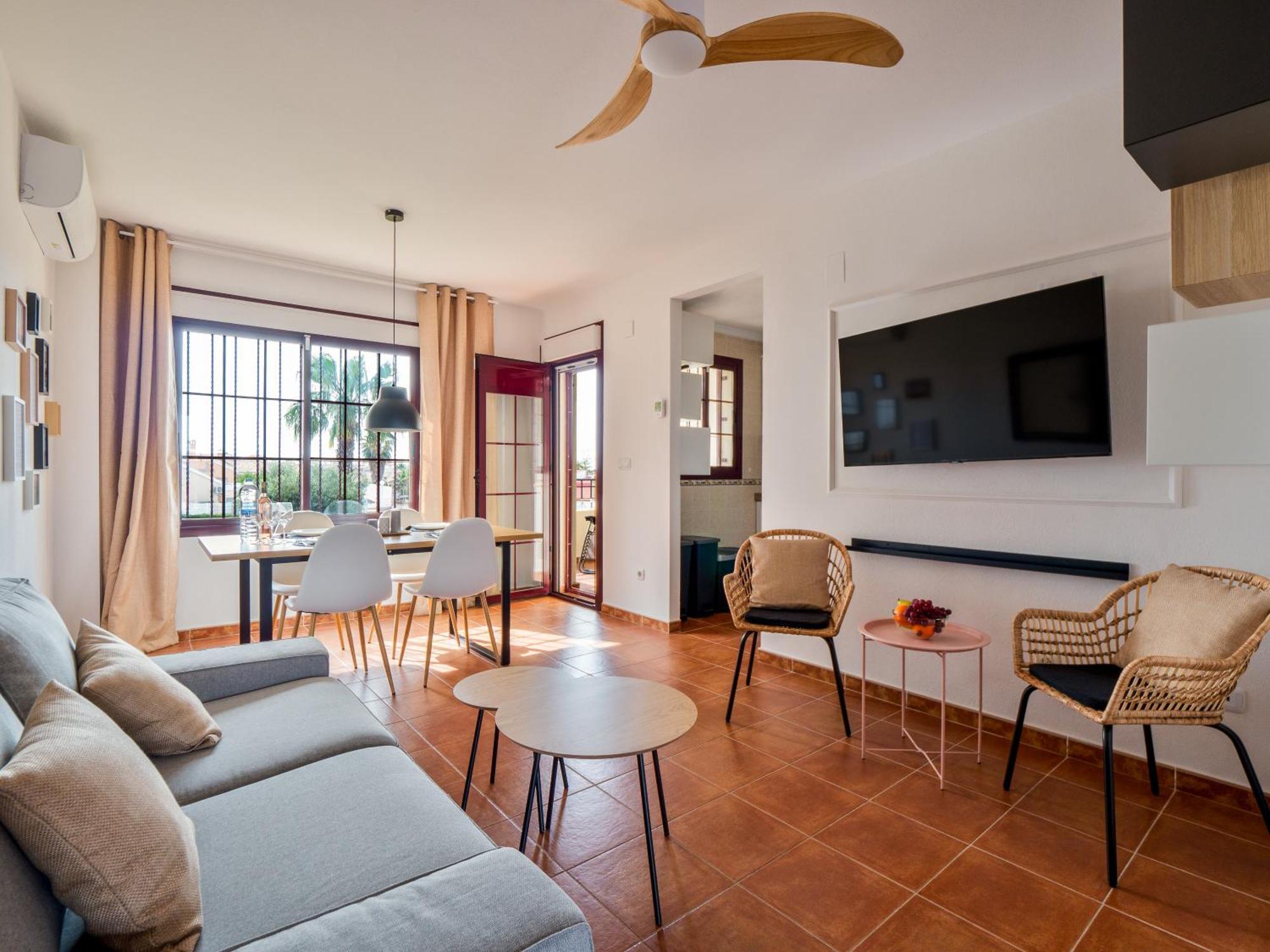 Palm Apartment- Very Quiet, In The Garden, Air Condition In Every Torrevieja