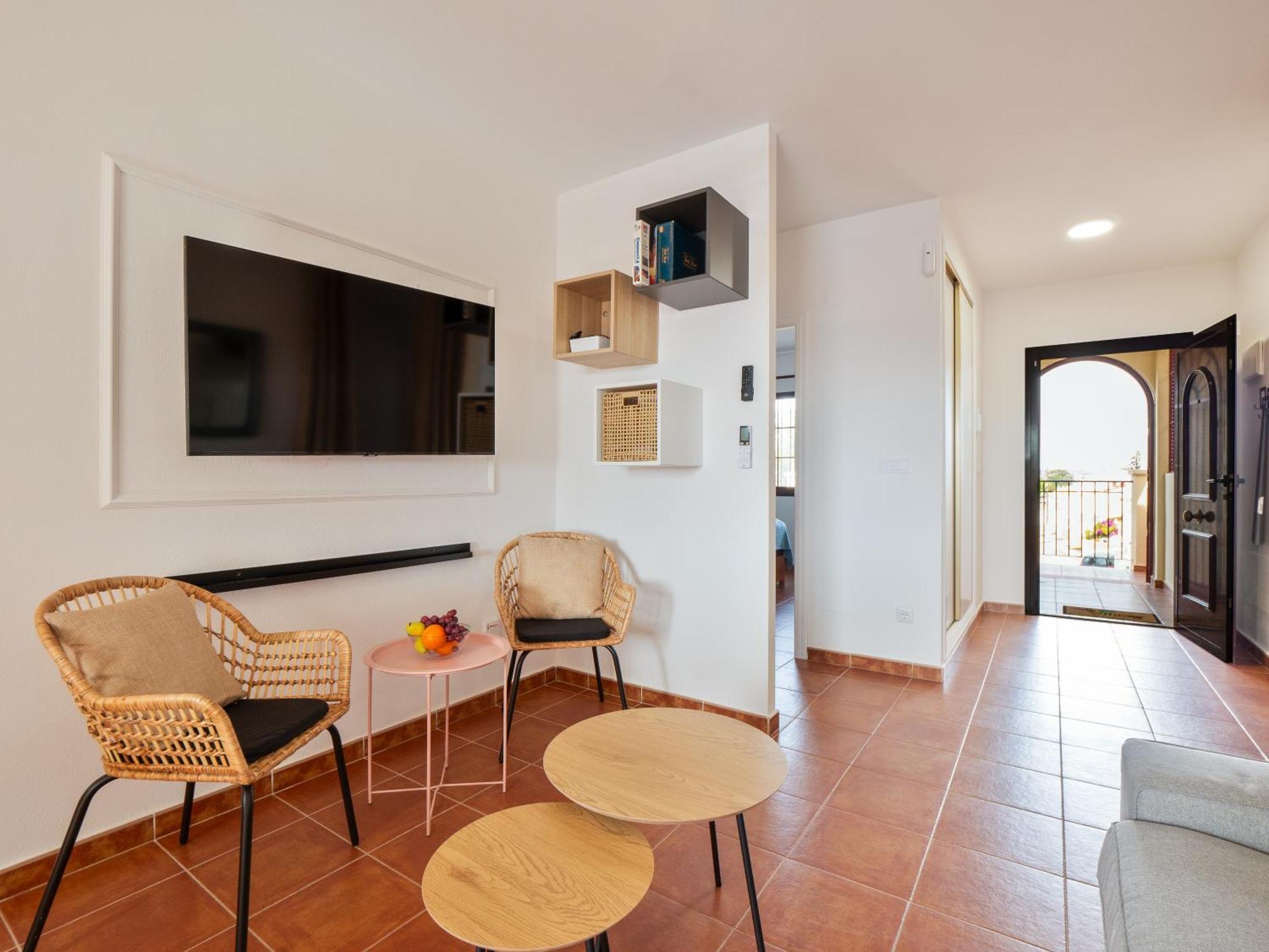 Palm Apartment- Very Quiet, In The Garden, Air Condition In Every Apartment Torrevieja