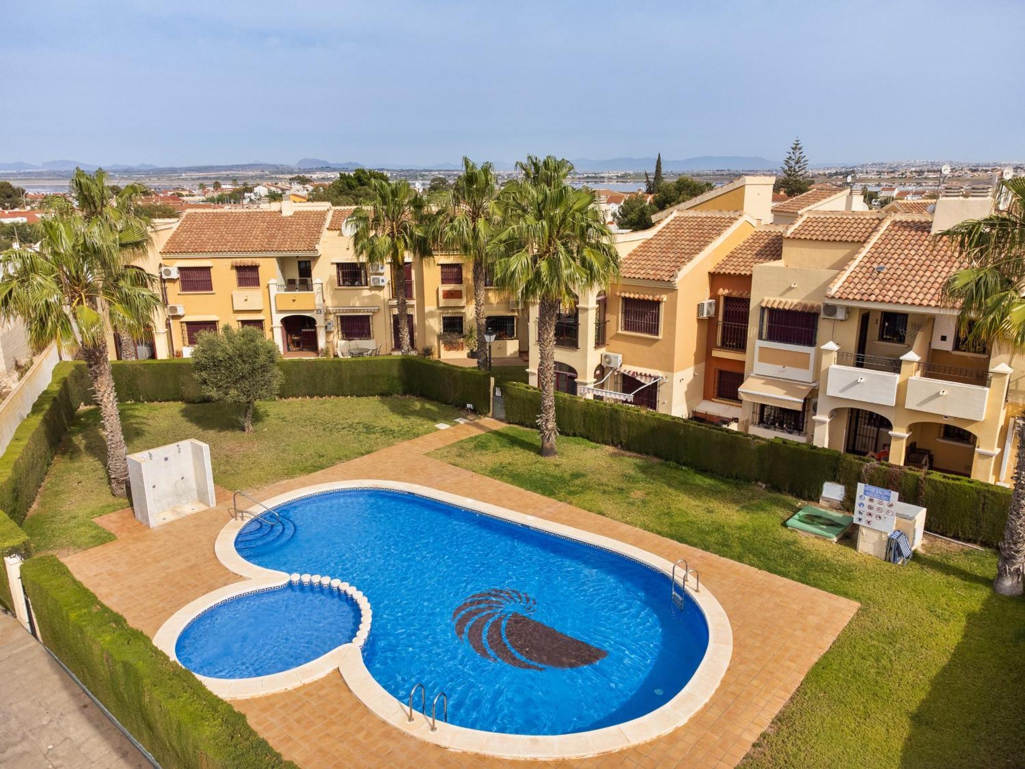Apartment Palm Apartment- Very Quiet, In The Garden, Air Condition In Every *